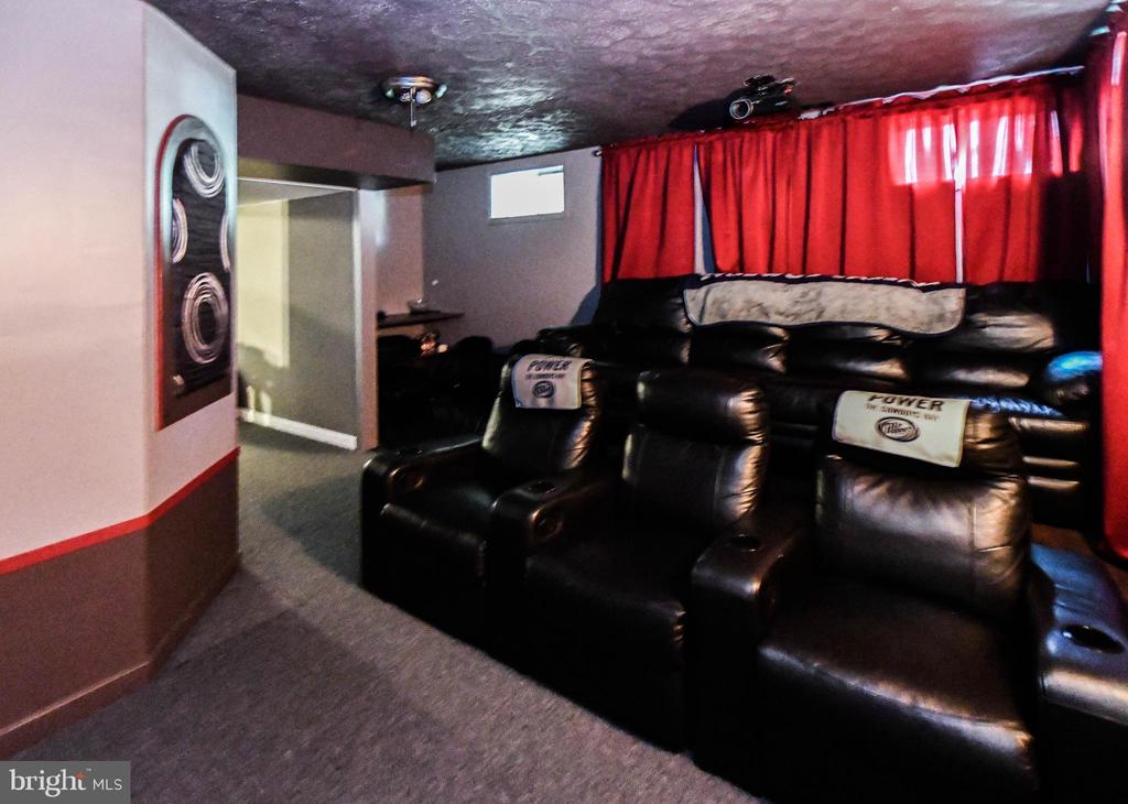 10629 GALLANT FOX WAY