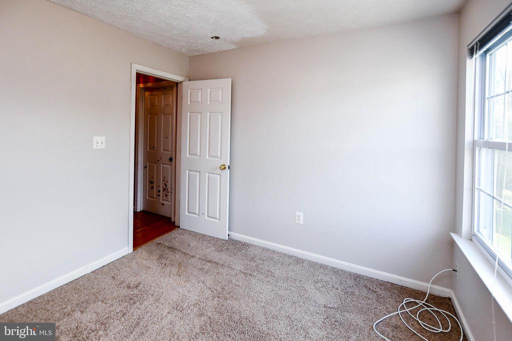 10629 GALLANT FOX WAY