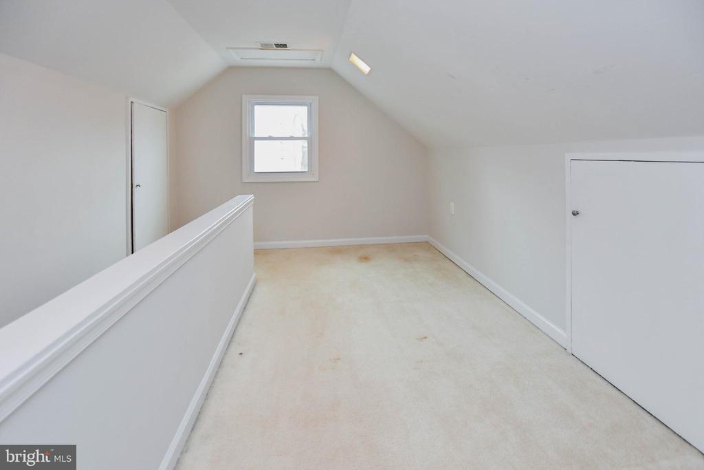 248 MANASSAS DRIVE