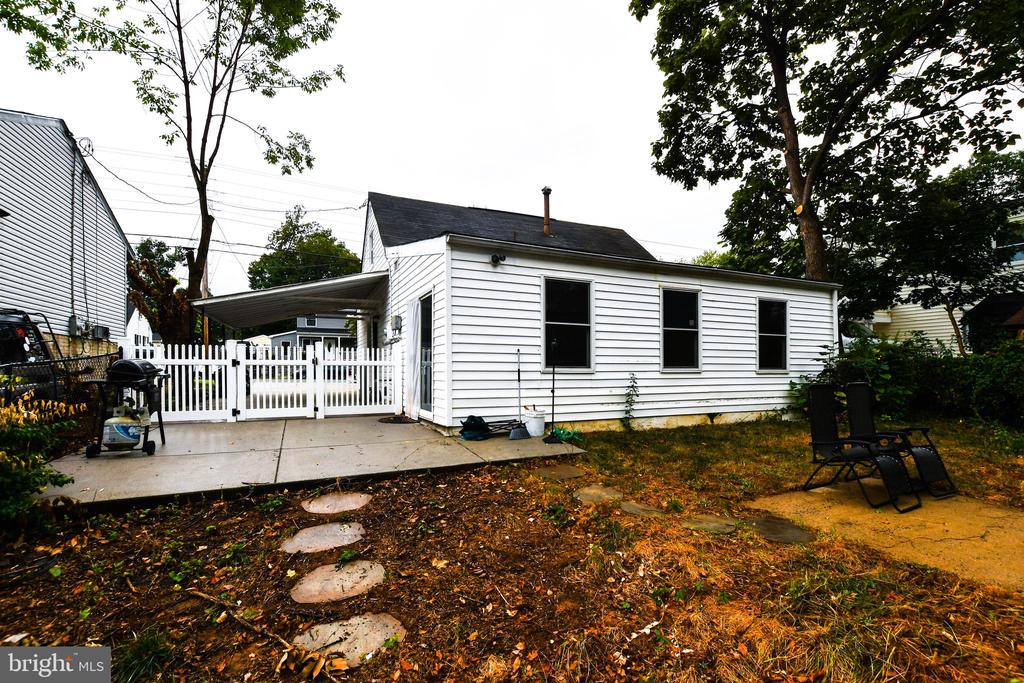 248 MANASSAS DRIVE