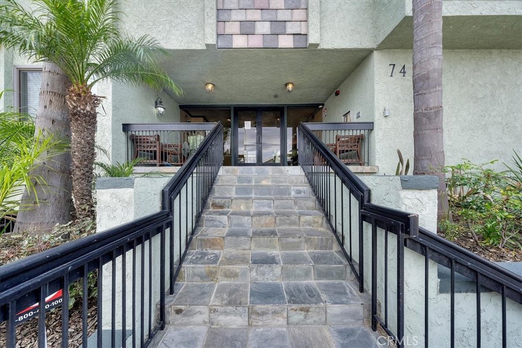 741 W 24th Street 6