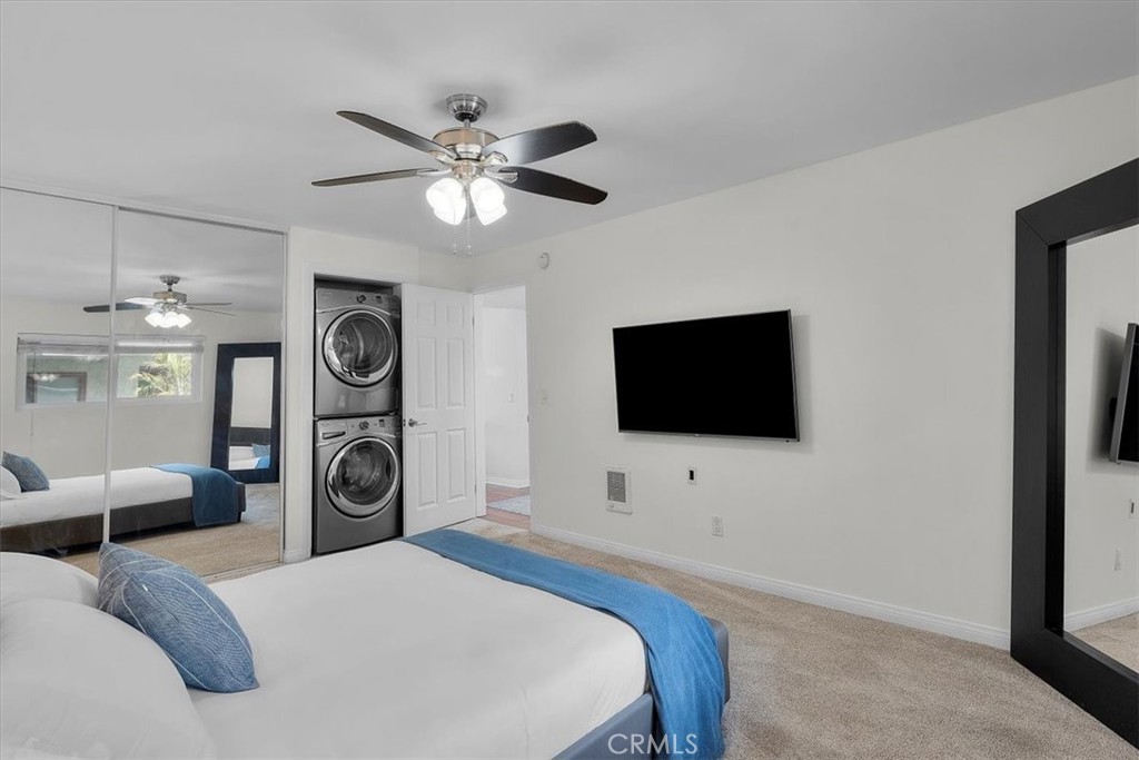 741 W 24th Street 6