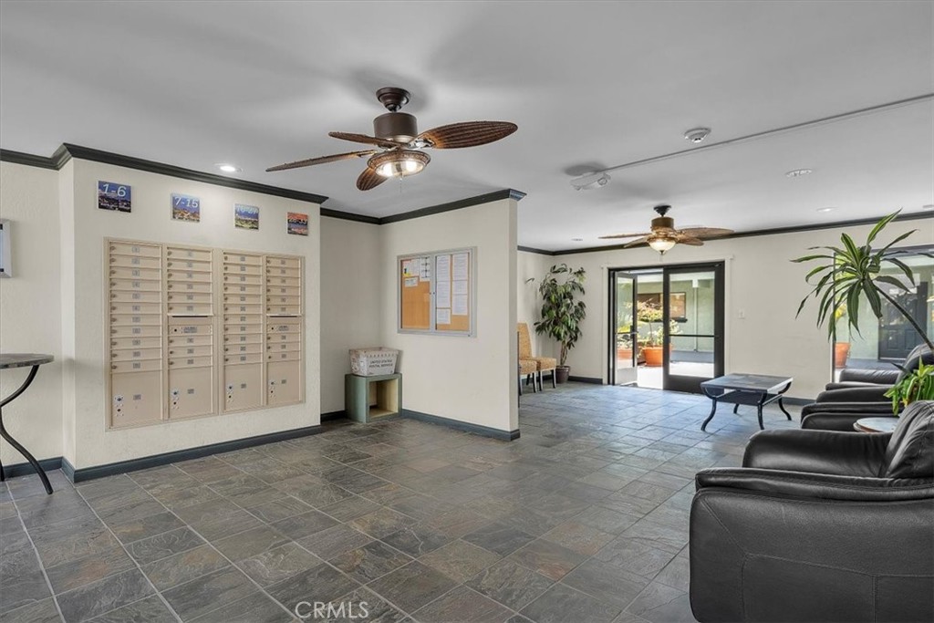 741 W 24th Street 6