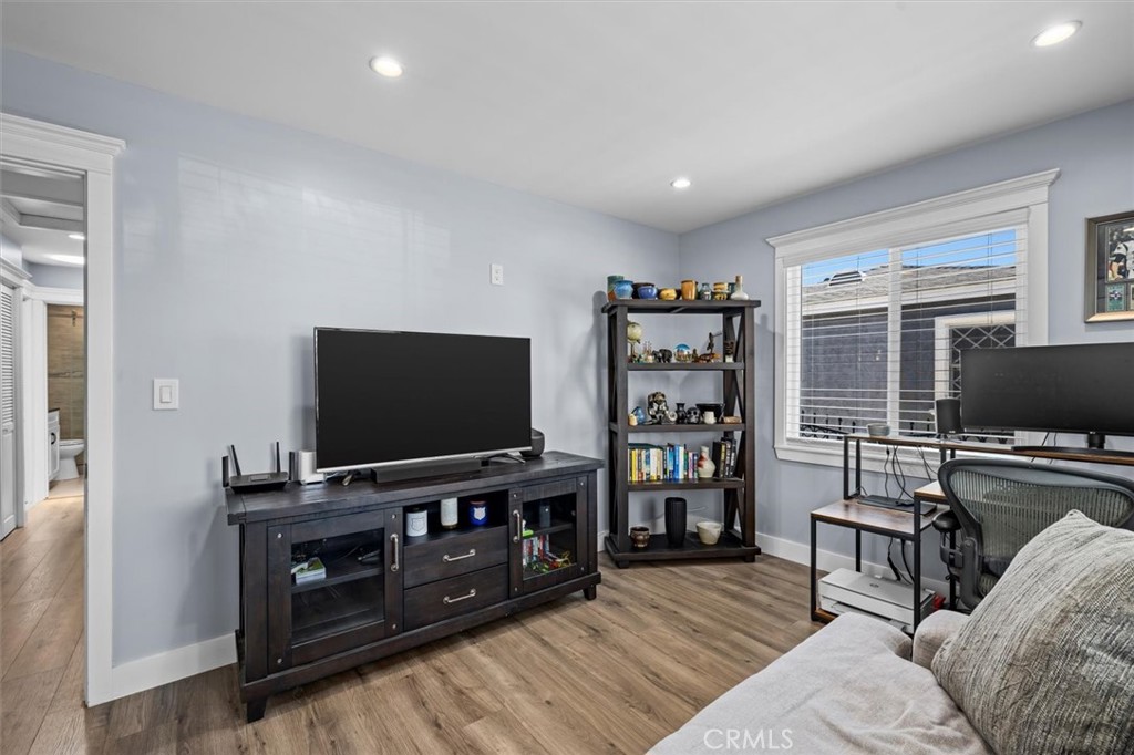 3231 W 134th Place