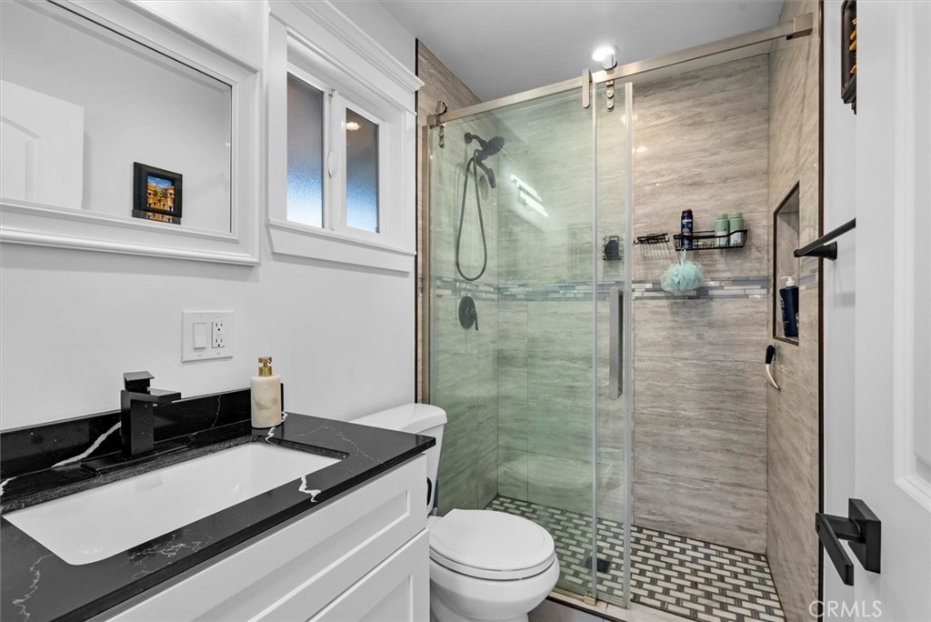 3231 W 134th Place