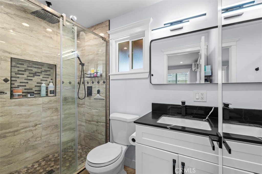 3231 W 134th Place