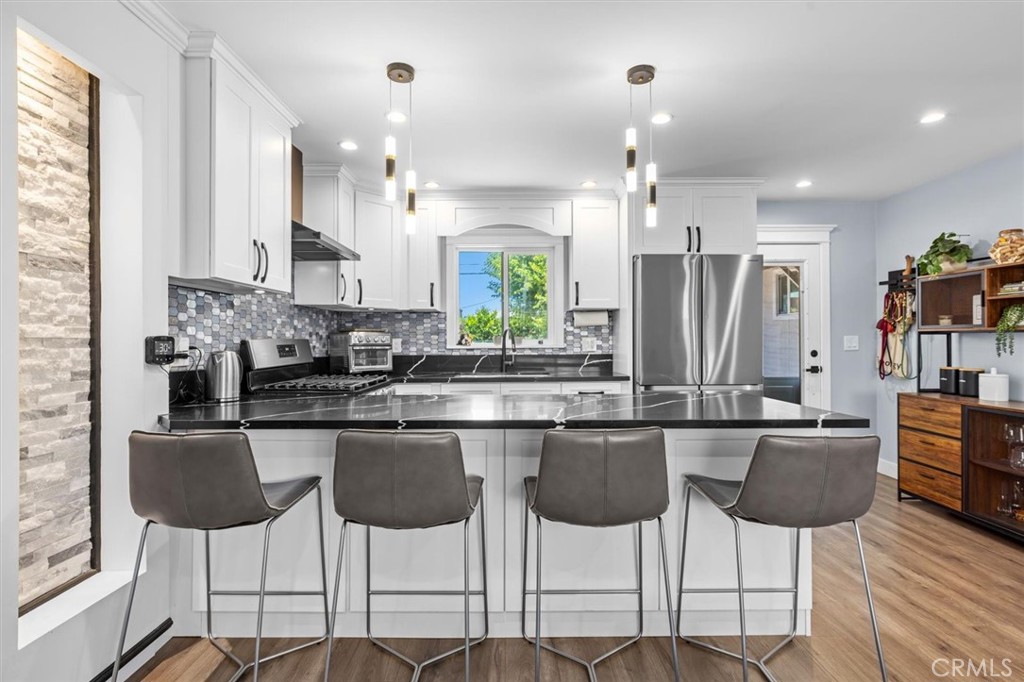 3231 W 134th Place
