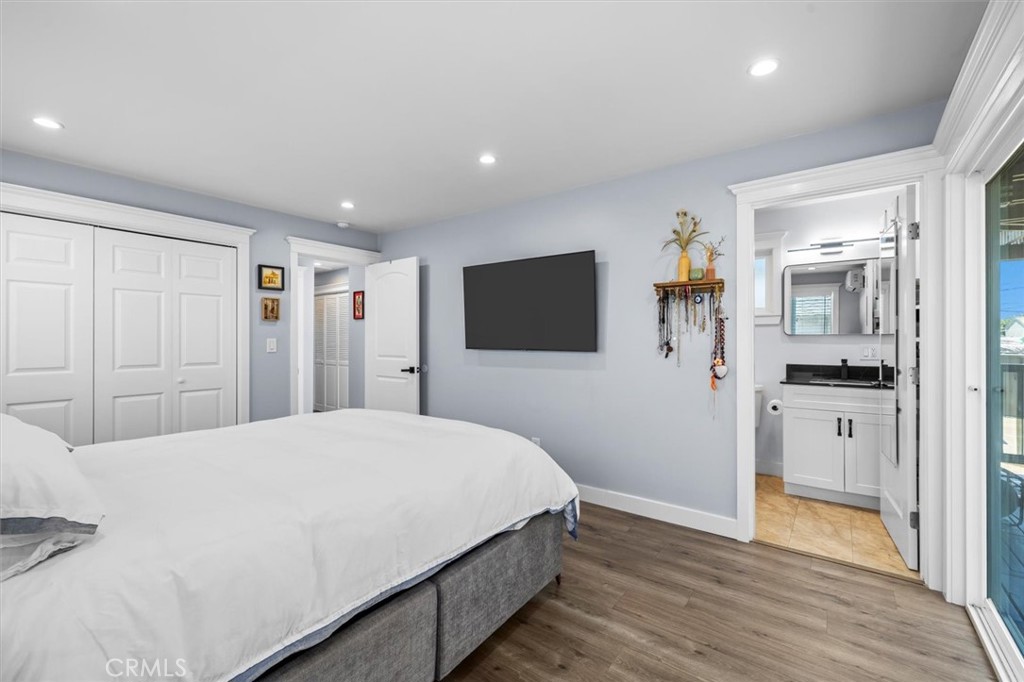 3231 W 134th Place
