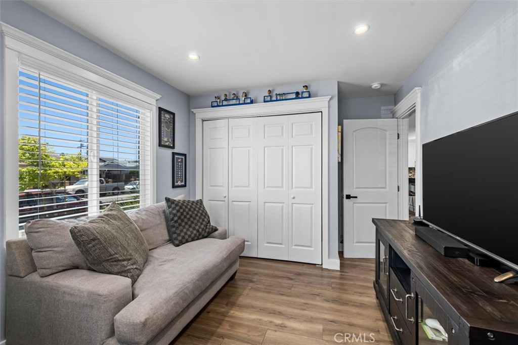 3231 W 134th Place