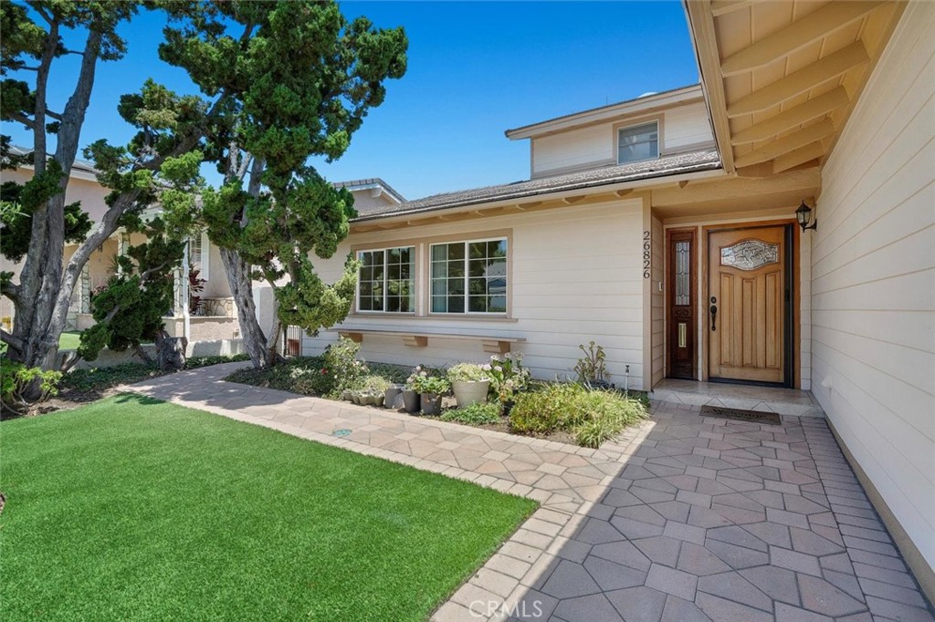 26826 Rolling Vista Drive