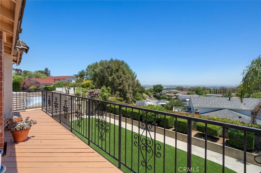 26826 Rolling Vista Drive