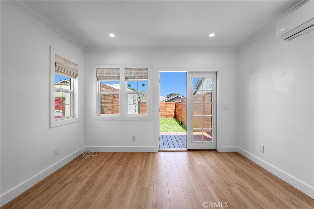 2628 S Kerckhoff Avenue