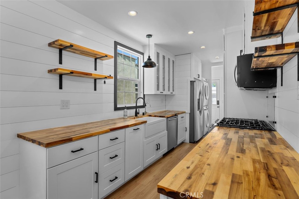 2628 S Kerckhoff Avenue