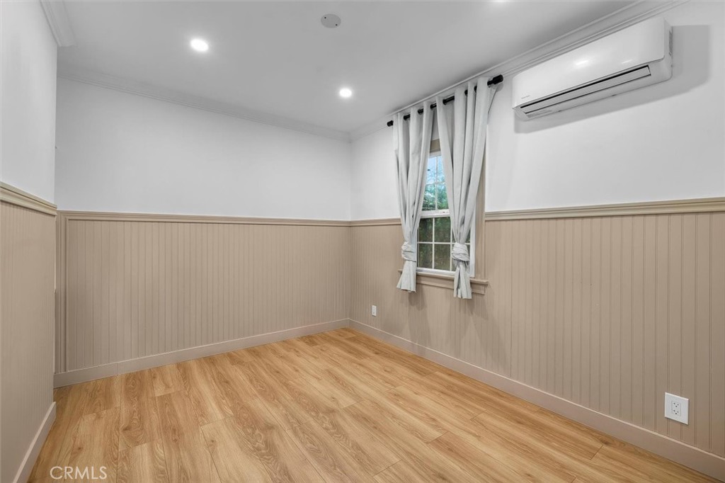 2628 S Kerckhoff Avenue