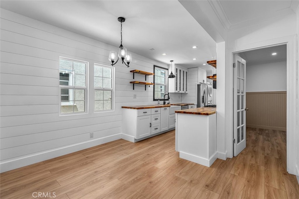 2628 S Kerckhoff Avenue