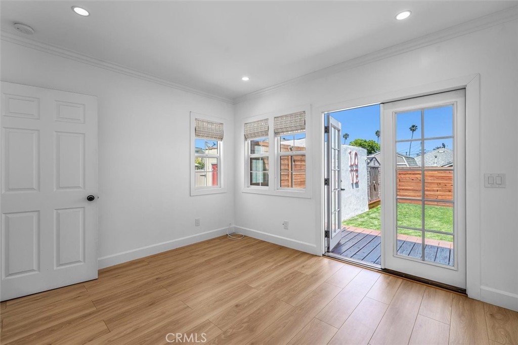 2628 S Kerckhoff Avenue