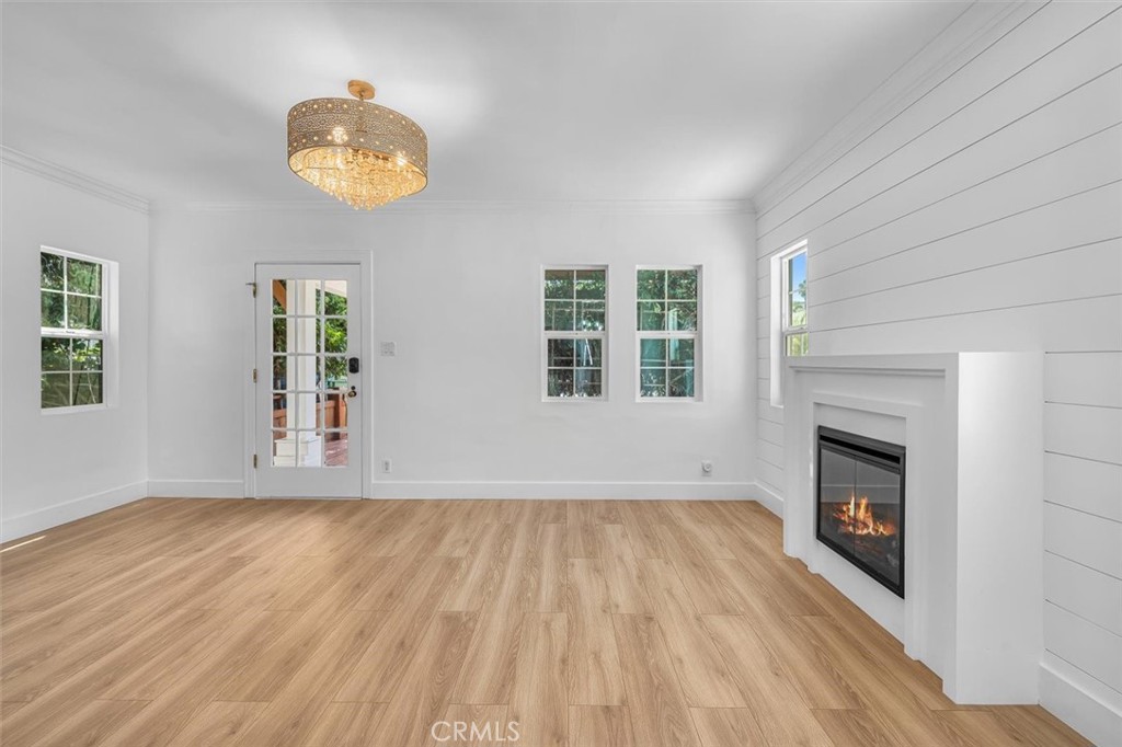 2628 S Kerckhoff Avenue