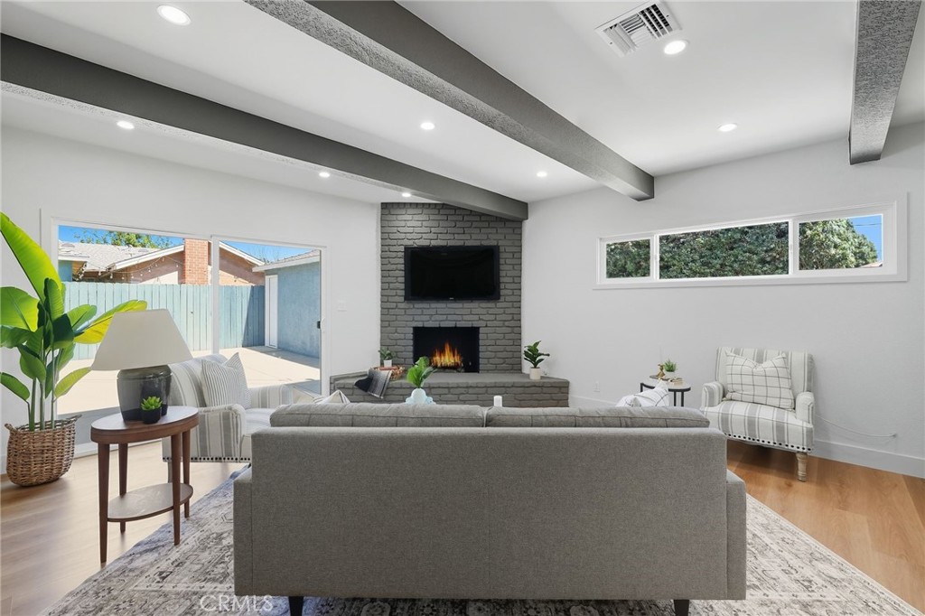 5939 Greentop Street