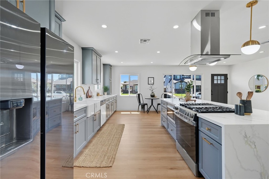 5939 Greentop Street