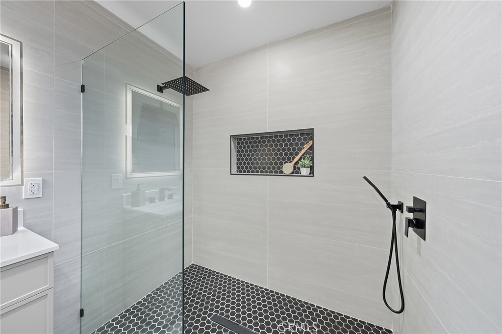 5939 Greentop Street