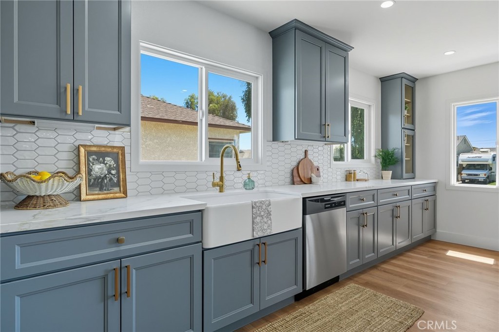 5939 Greentop Street