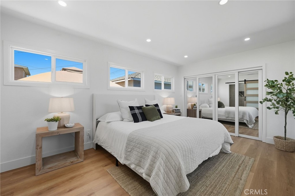 5939 Greentop Street