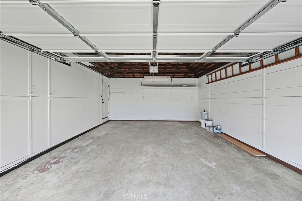 5939 Greentop Street