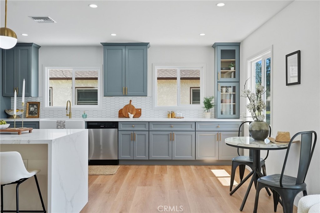 5939 Greentop Street