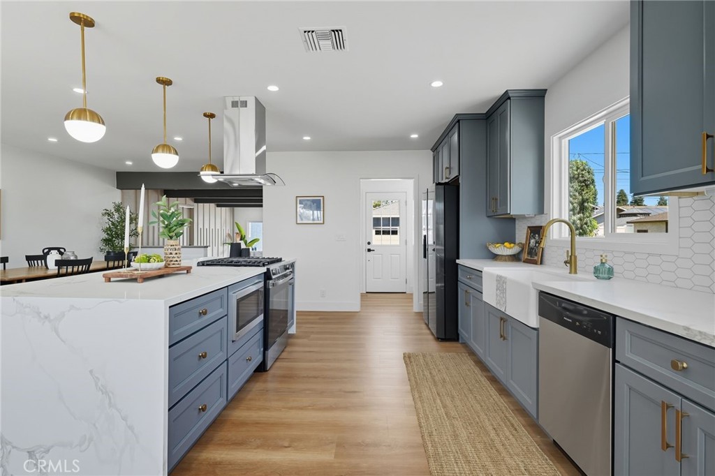 5939 Greentop Street