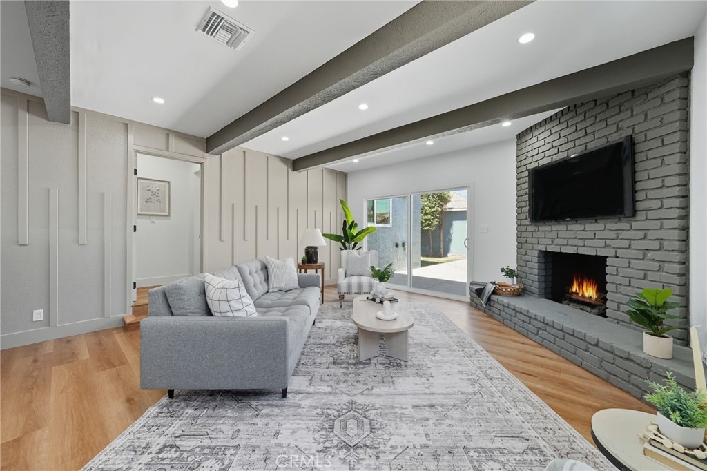 5939 Greentop Street