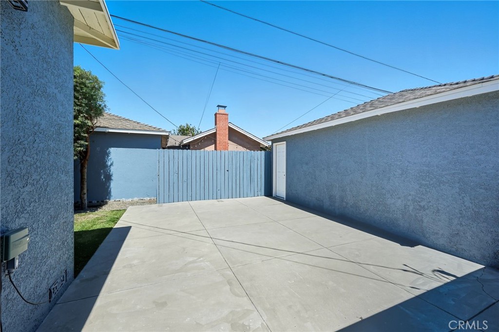 5939 Greentop Street