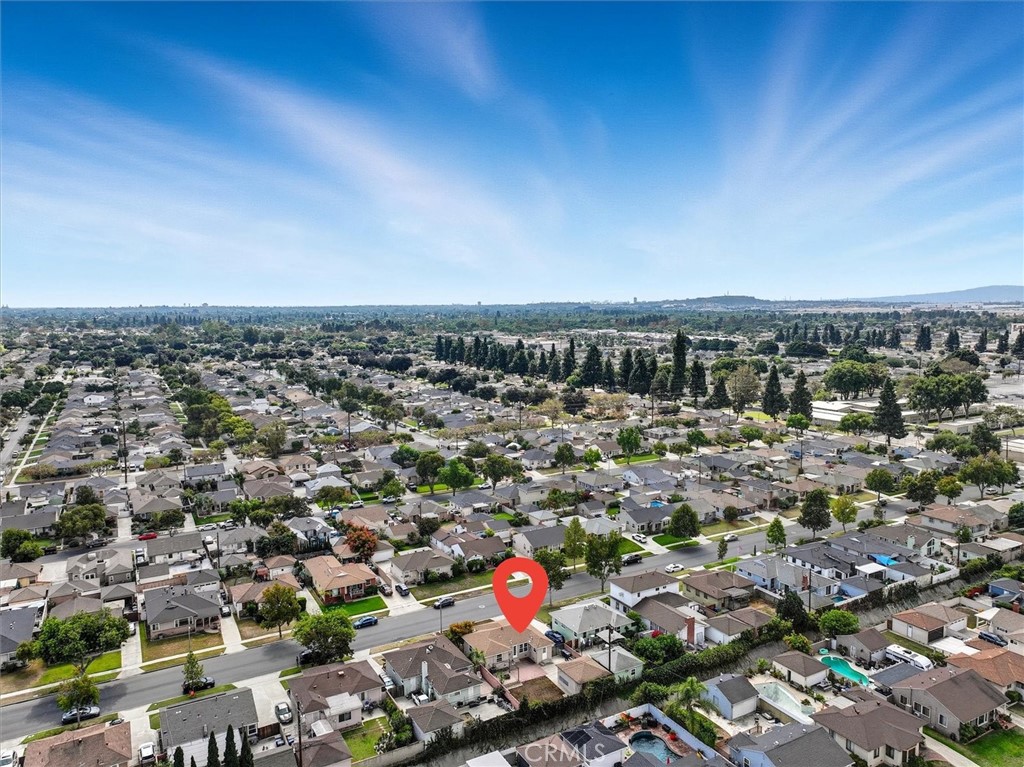 6219 Henrilee Street