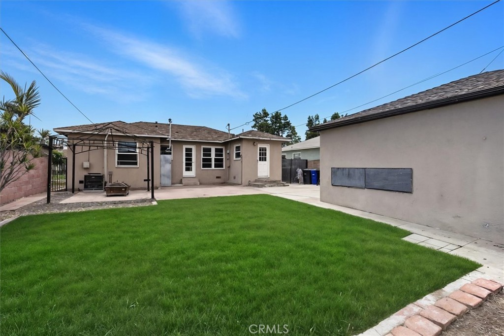 6219 Henrilee Street