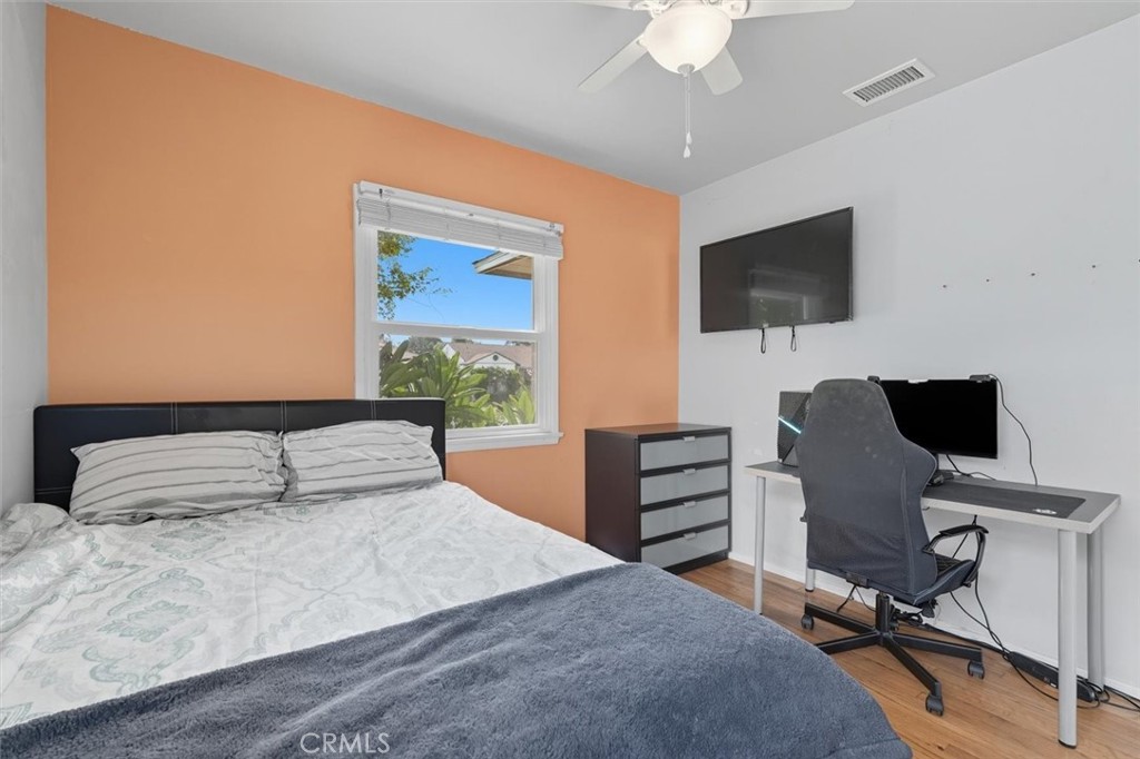 6219 Henrilee Street