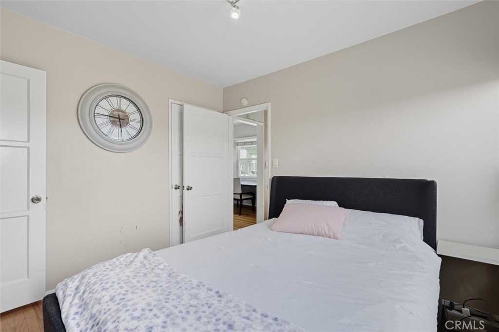 6219 Henrilee Street