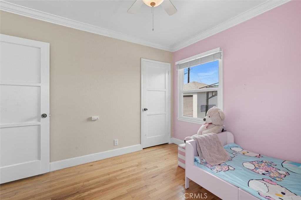 6219 Henrilee Street