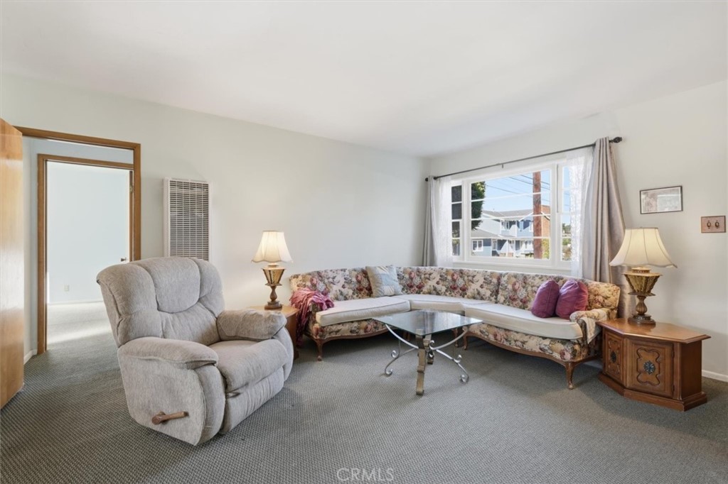 1700 Voorhees Avenue