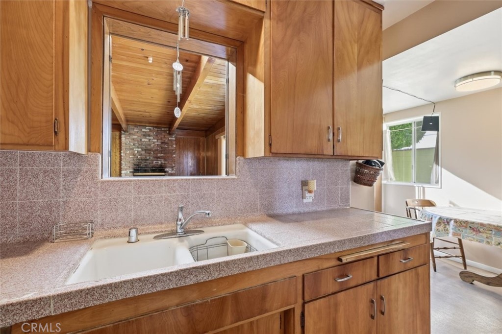 1700 Voorhees Avenue