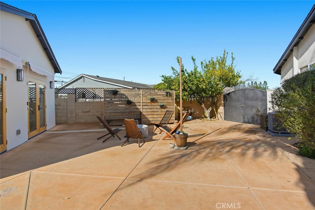 6443 Gross Avenue