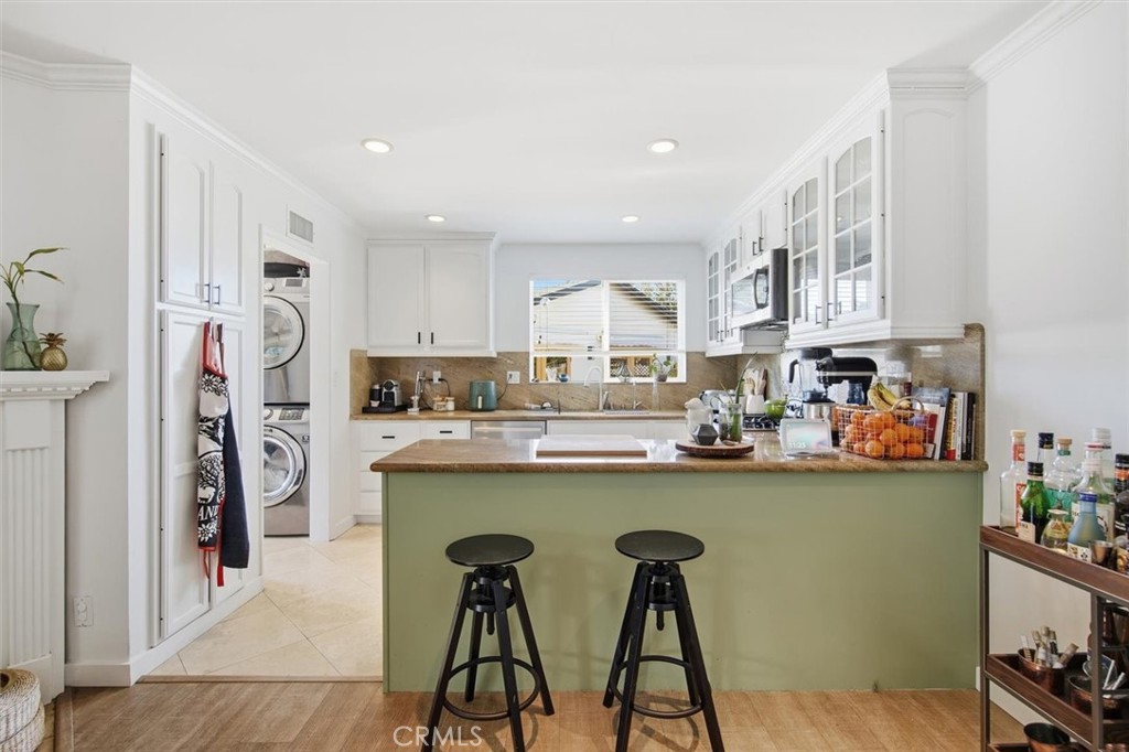 6443 Gross Avenue