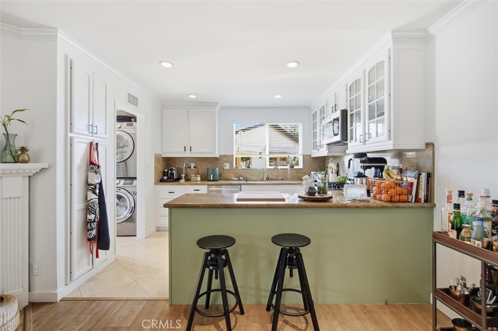 6443 Gross Avenue