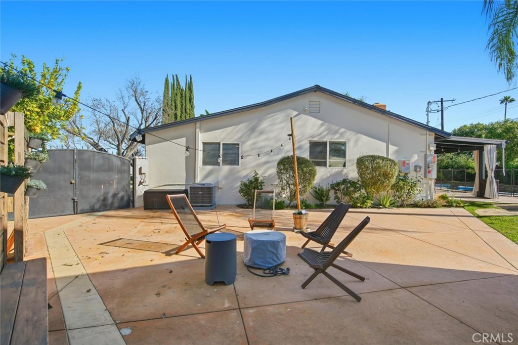 6443 Gross Avenue