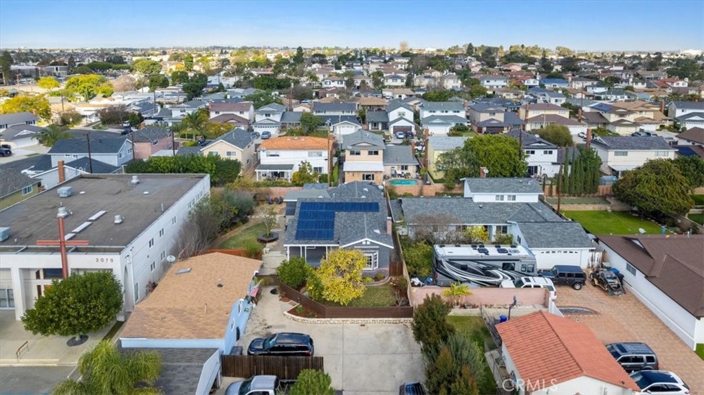 2067 Lomita