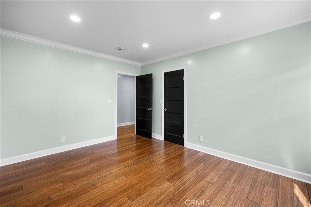 2067 Lomita