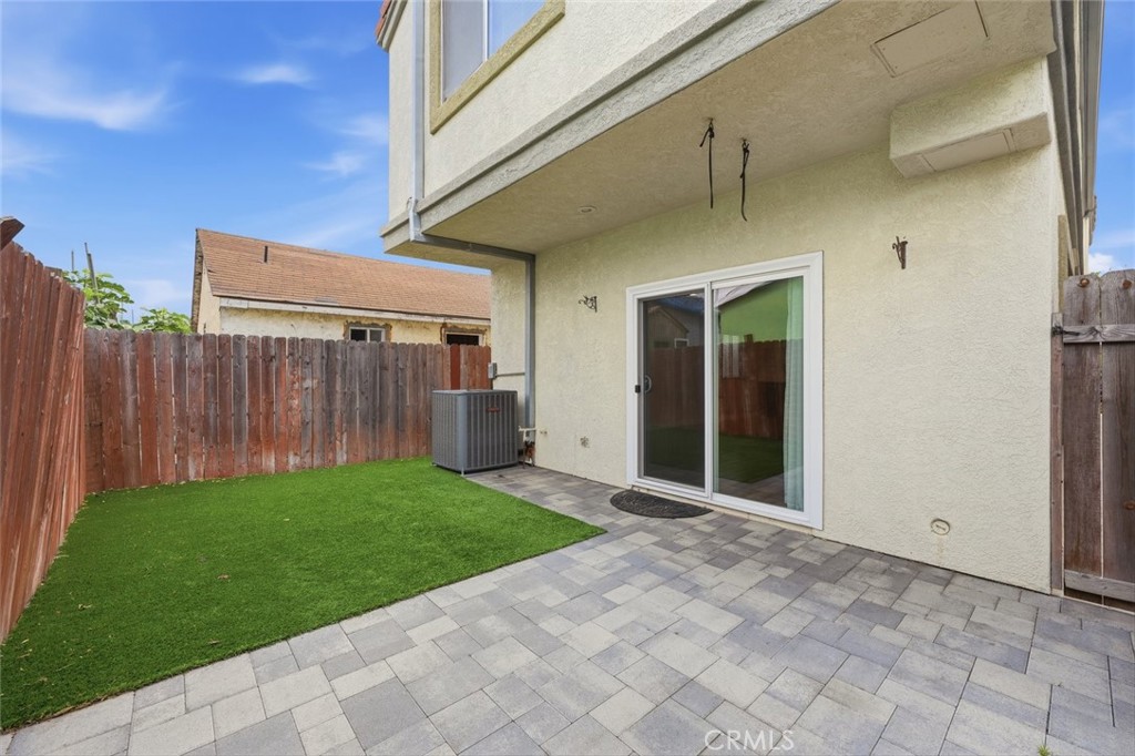 15011 Kingsdale