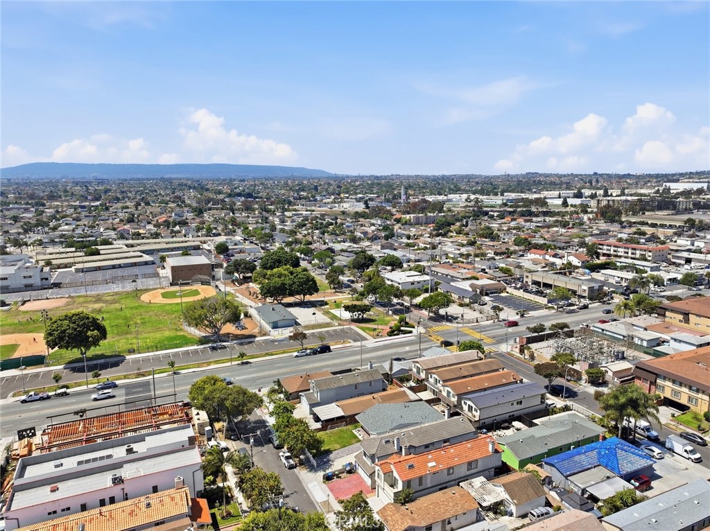 15011 Kingsdale