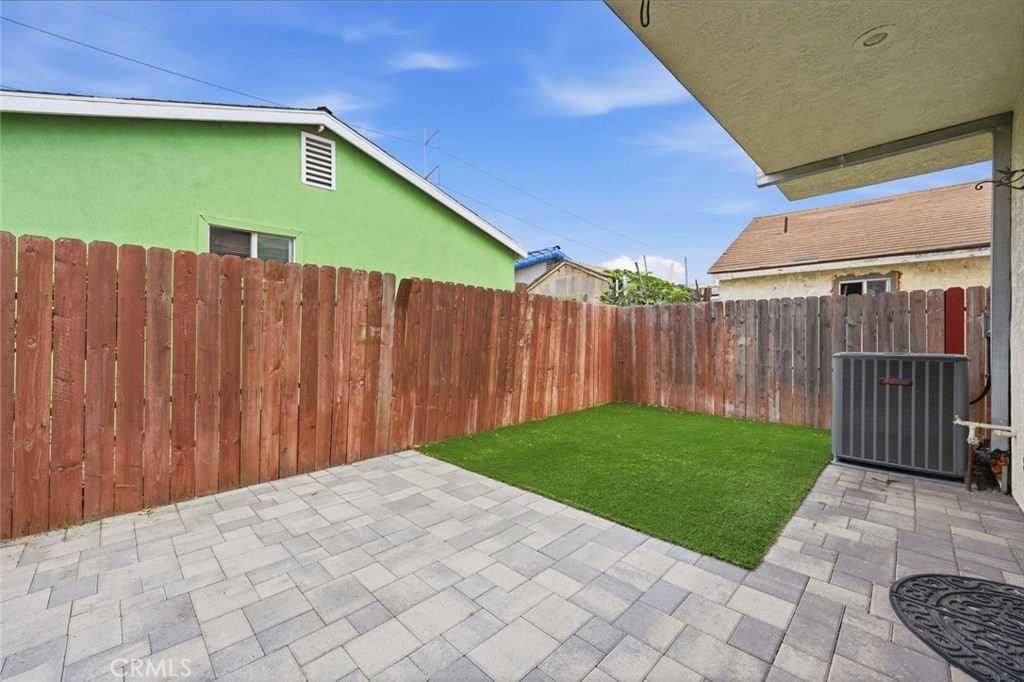 15011 Kingsdale