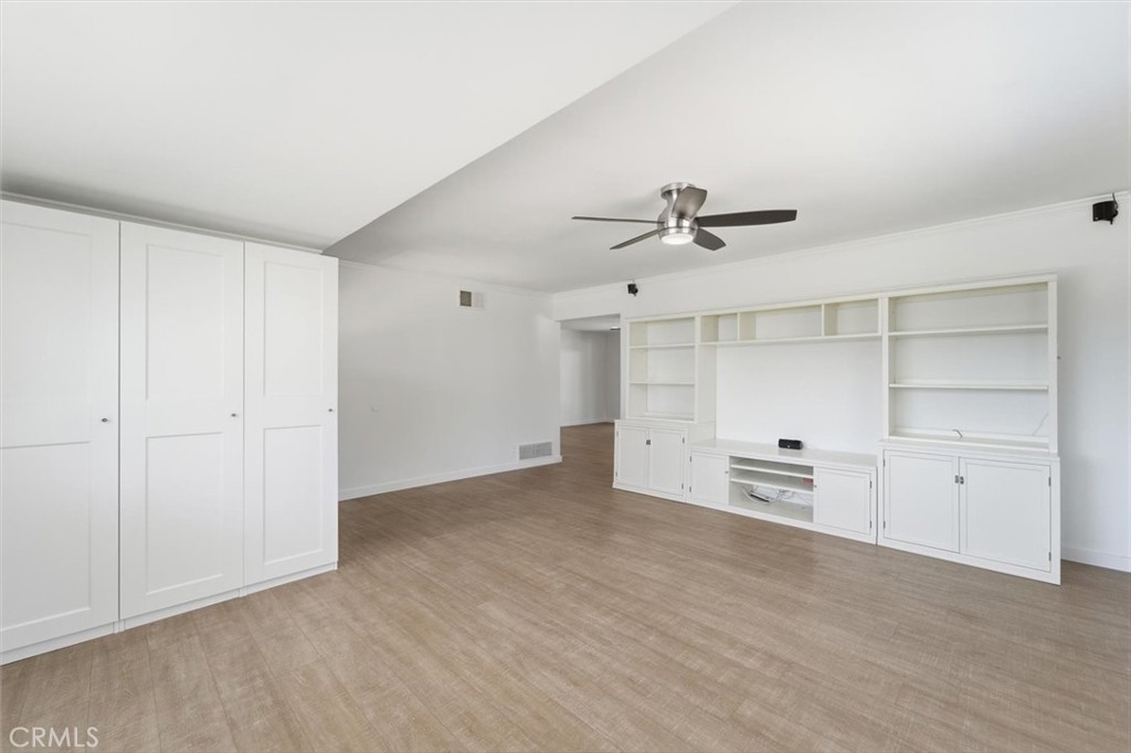 6443 Gross Avenue
