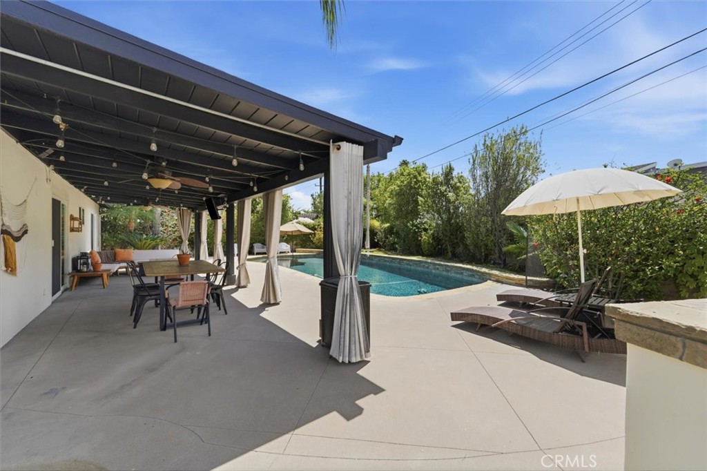 6443 Gross Avenue