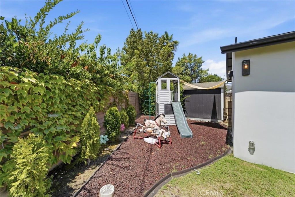 6443 Gross Avenue